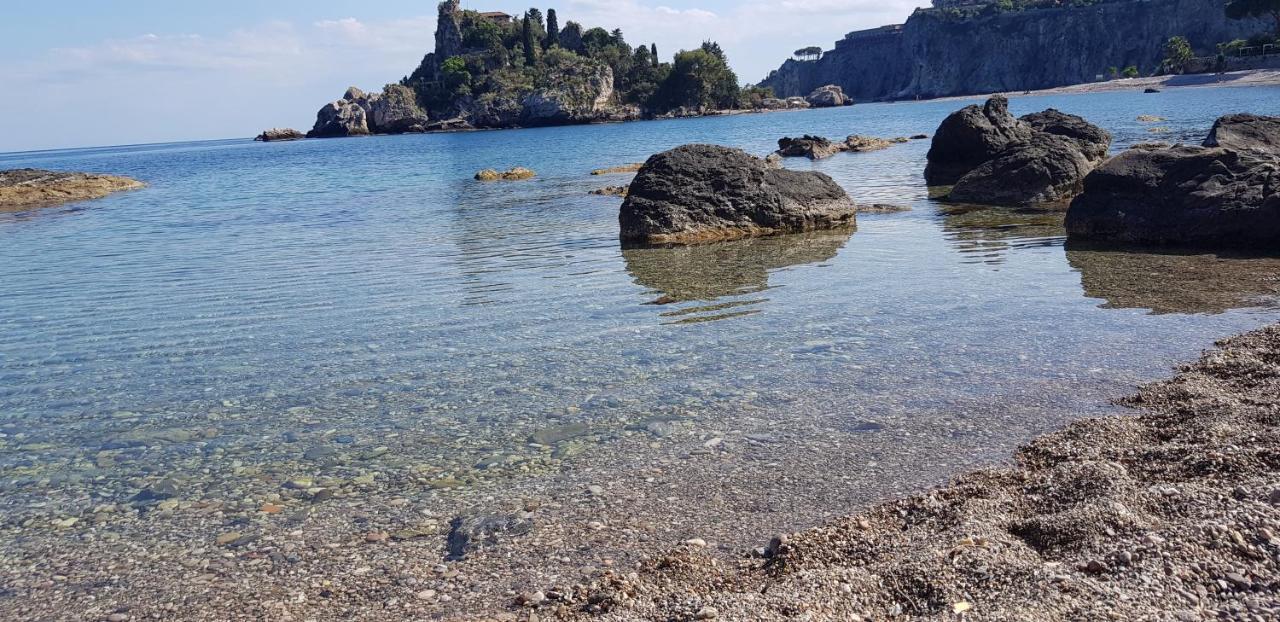 Casa Capri Leilighet Giardini Naxos Eksteriør bilde