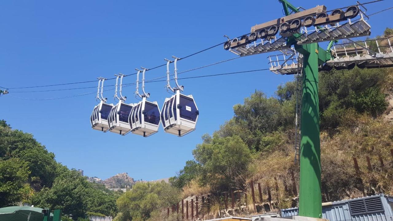 Casa Capri Leilighet Giardini Naxos Eksteriør bilde